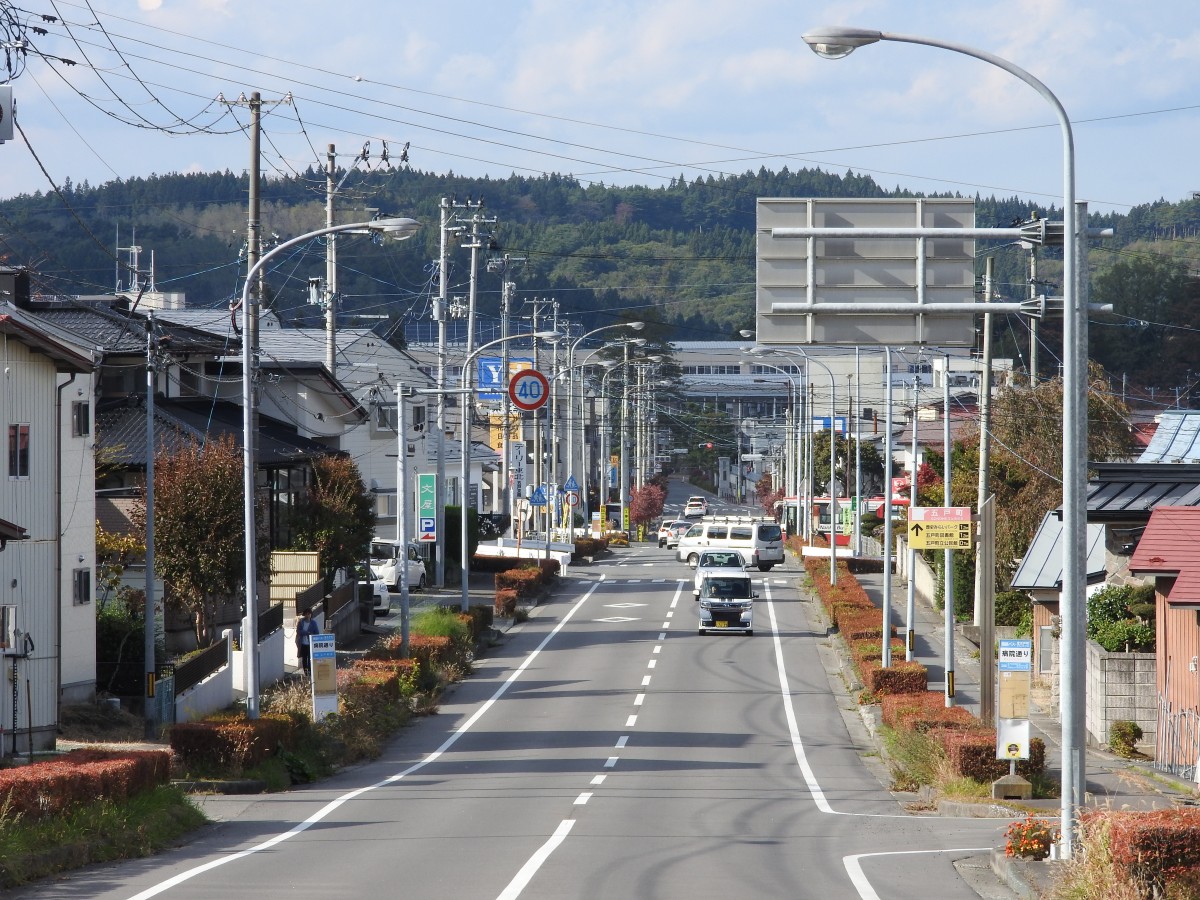 五戸駅跡を貫く道路