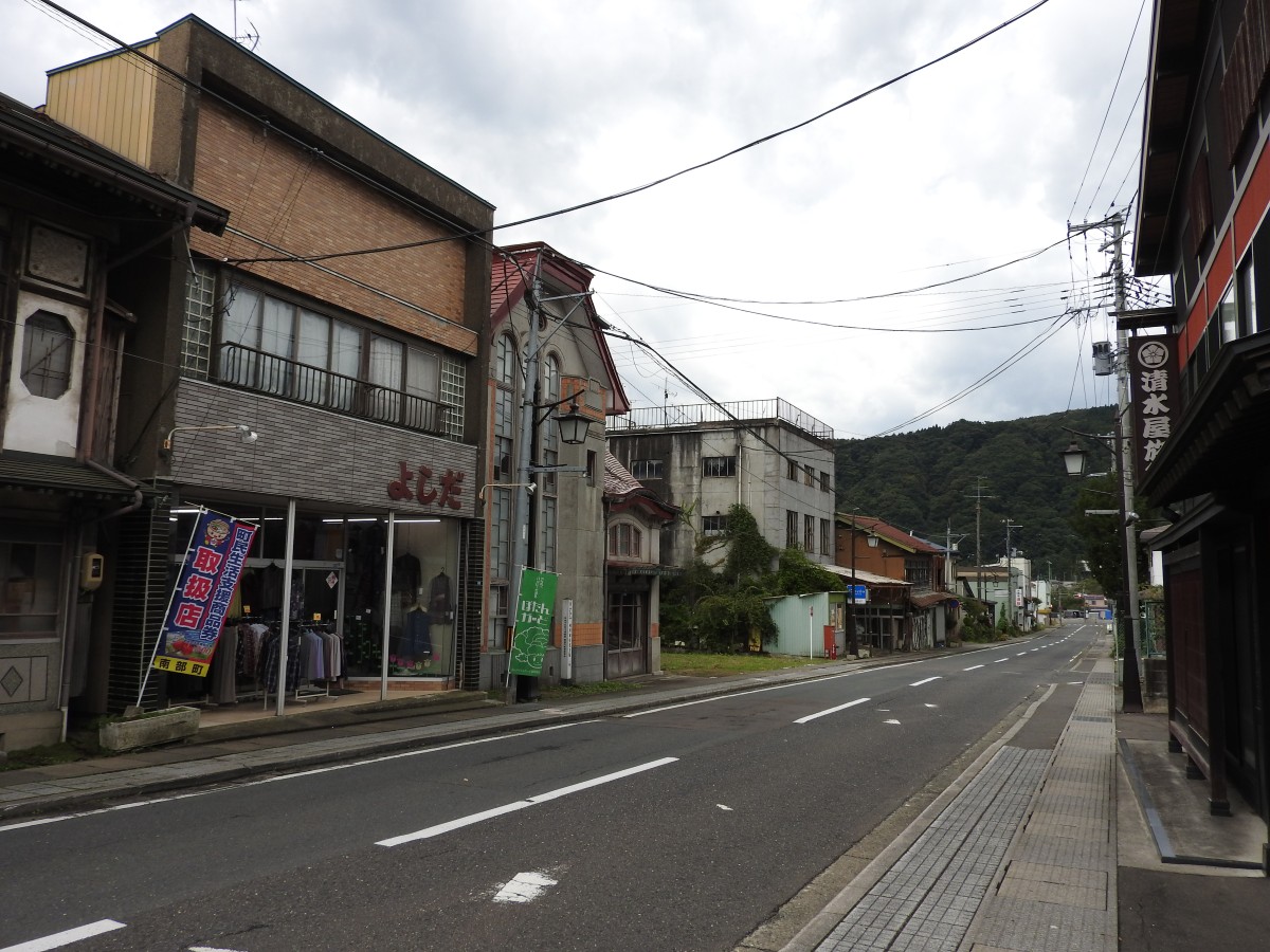 三戸駅前